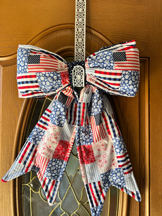 Big Reversible Bow Door Hangers